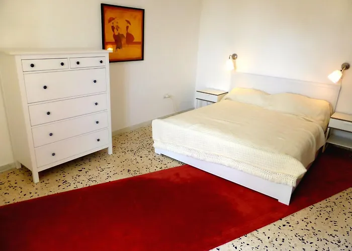 Ferienvilla Bei Tropea Mit Blick Auf Und Liparischen Inseln By Interhome Santa Domenica