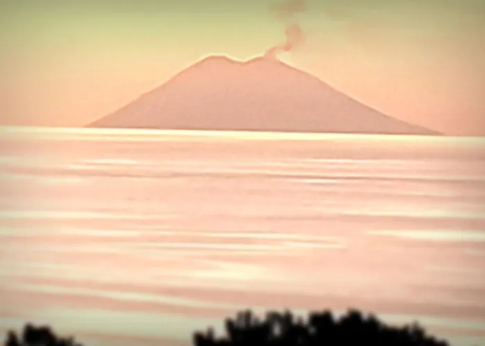 Nyaraló Ferienvilla Bei Tropea Mit Blick Auf Und Liparischen Inseln By Interhome
