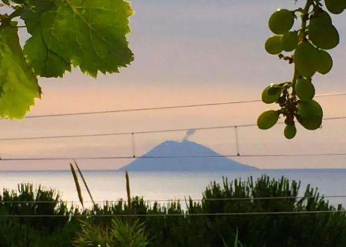 Ferienvilla Bei Tropea Mit Blick Auf Und Liparischen Inseln By Interhome Santa Domenica