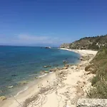 Ferienvilla Bei Tropea Mit Blick Auf Und Liparischen Inseln By Interhome *