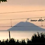 Ferienvilla Bei Tropea Mit Blick Auf Und Liparischen Inseln By Interhome 度假居 *