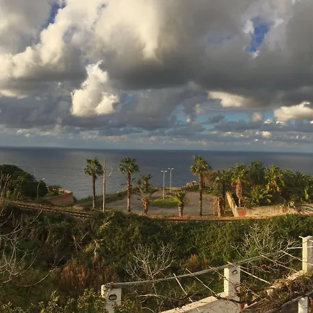 Ferienvilla Bei Tropea Mit Blick Auf Und Liparischen Inseln By Interhome 度假居