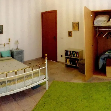 Ferienvilla Bei Tropea Mit Blick Auf Und Liparischen Inseln By Interhome 度假居