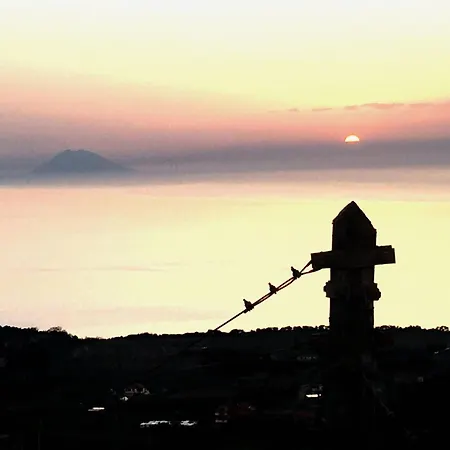 度假居 Ferienvilla Bei Tropea Mit Blick Auf Und Liparischen Inseln By Interhome